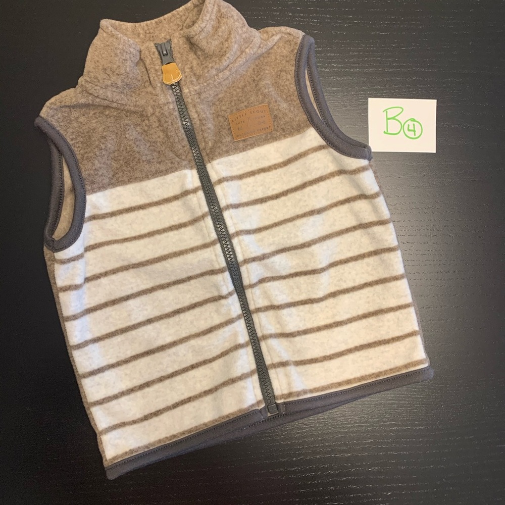 ⭐️2/$5.00⭐️—Carter's 12m (9-12m) Brown and Cream Striped Baby Vest